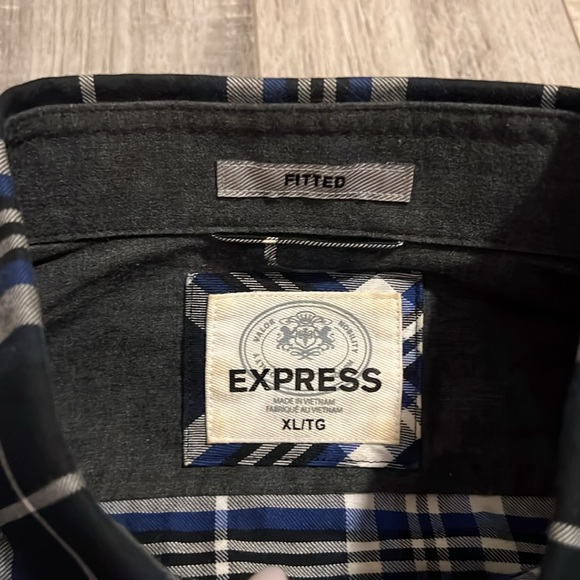 Express Fitted Plaid Dress Shirt - Picture 3 of 11